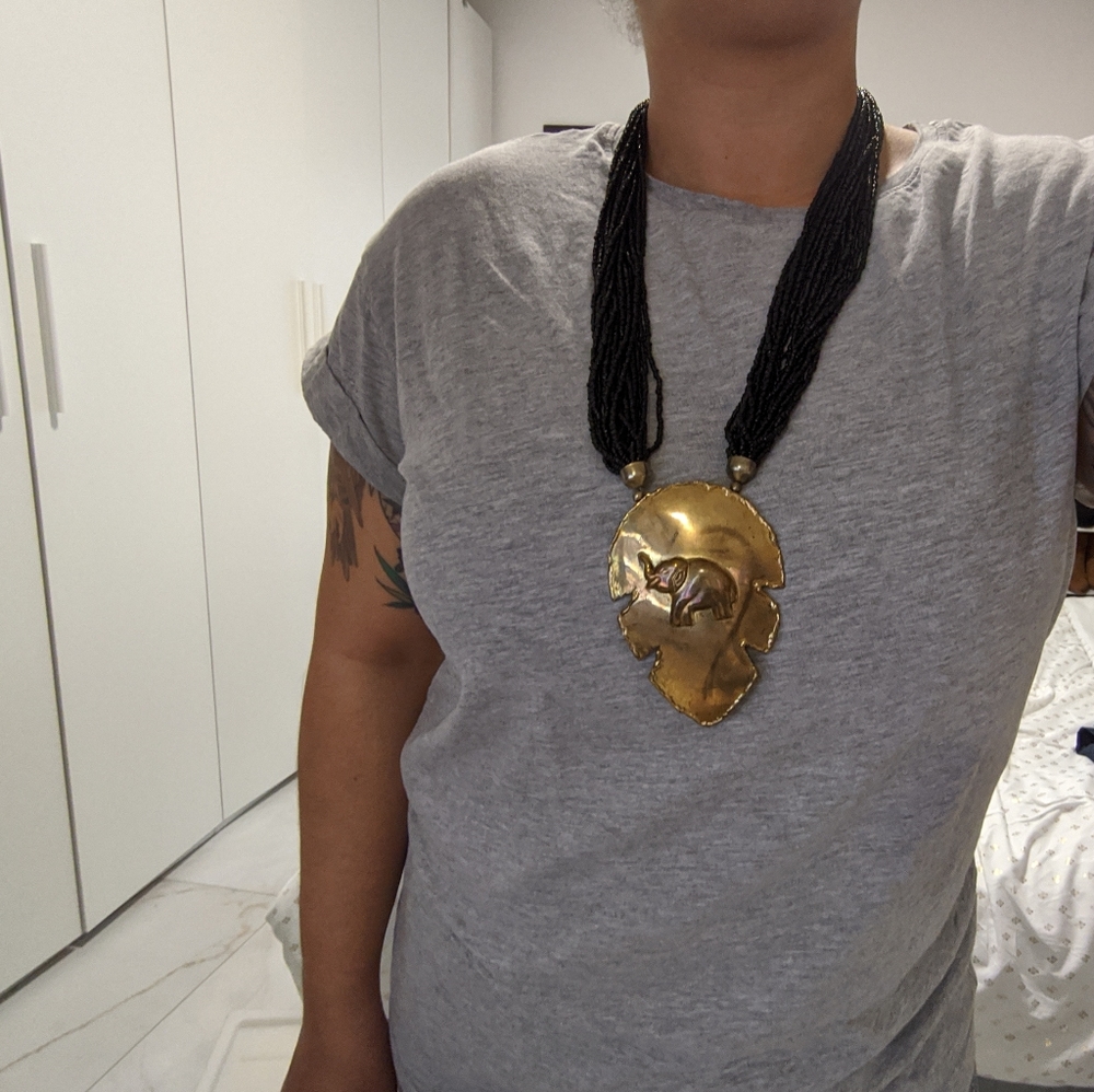 Vintage Gold Elephant black Bead Necklace